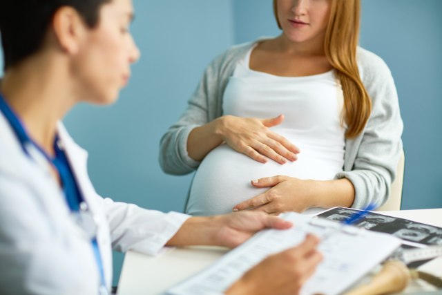 Kovid 19 uzrok fatalnih komplikacija u trudnoæi?